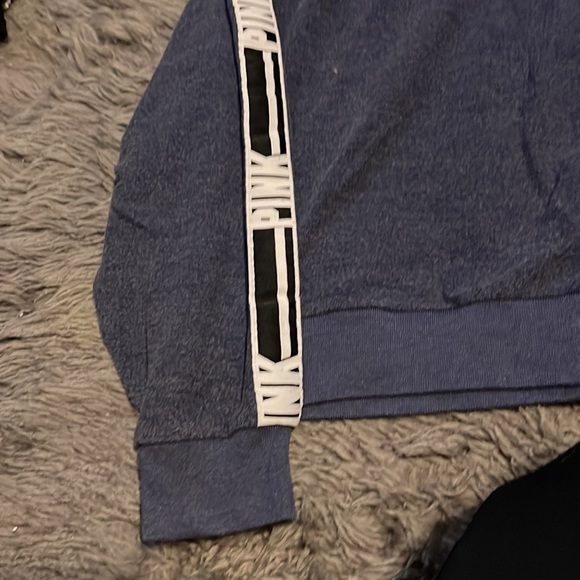 Pink sweatshirt with high neck - Picture 2 of 4